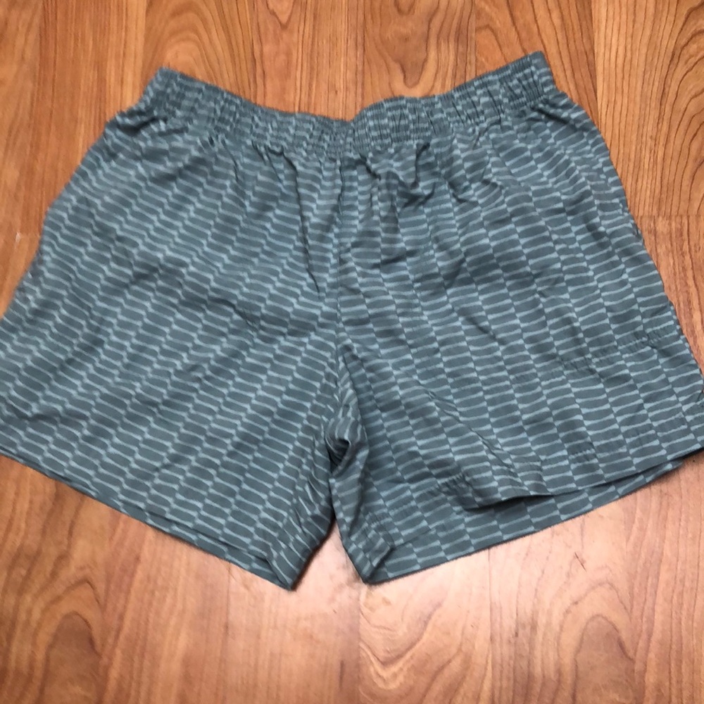 MOVING SALE | Columbia baggies - casual athletic shorts